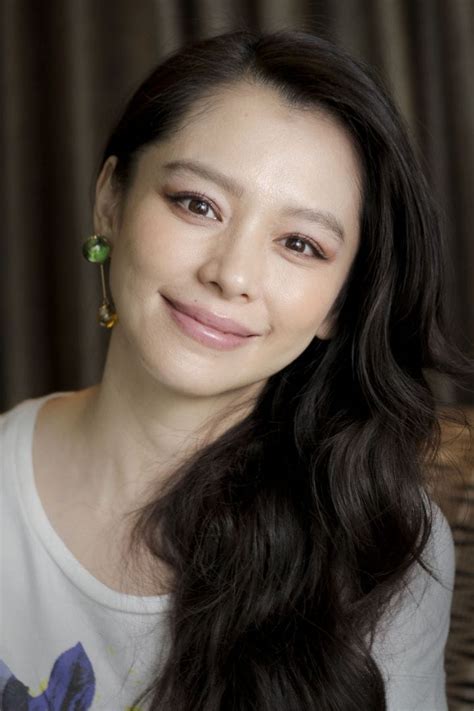 Watch Vivian Hsu